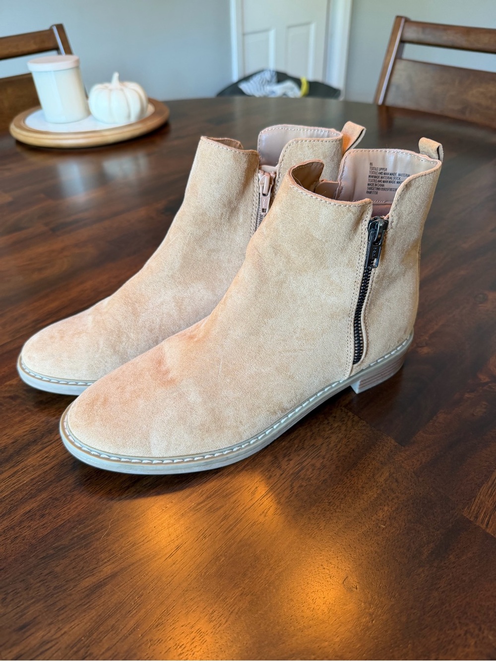 Women’s Universal Thread booties